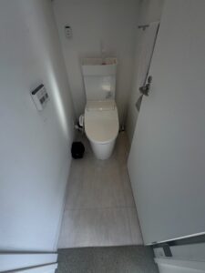 滋賀県野洲市にて歯科医院のトイレ交換・収納リフォーム 施工後