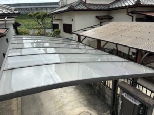 滋賀県野洲市にてカーポート屋根修理〈ポリカーボネート板の張り替え〉 施工後